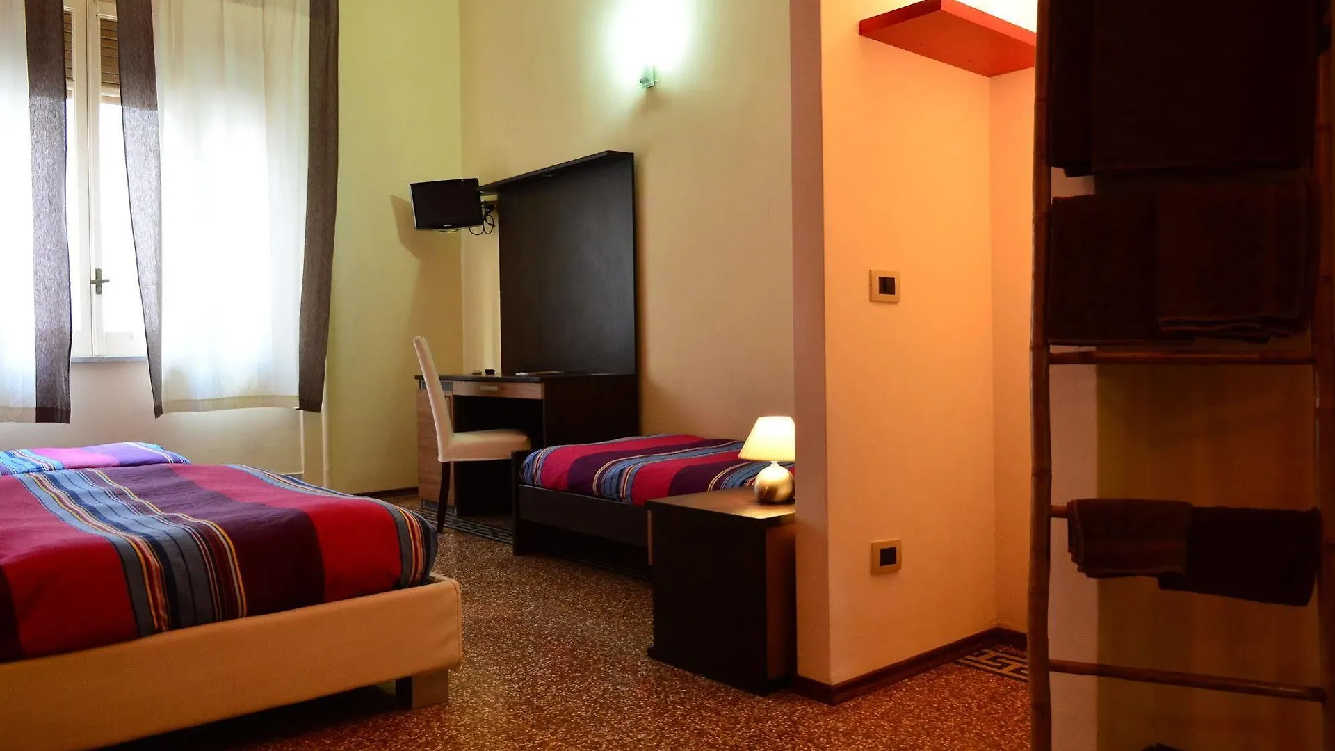 Gli Aristogatti Otel Palermo İtalya